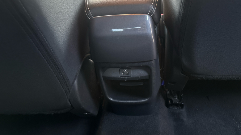 Nissan Juke 1.0 DiG-T 114 N-Connecta 5dr DCT Petrol Hatchback